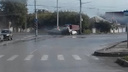 «Протащил на перекресток»: автомобилист снял на видео момент массового ДТП с жертвами на Кряже