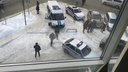 Стрельба в центре Новосибирска: полиция собирает гильзы у кафе