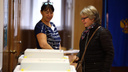 Пирожки не манят: на выборы мэра пришли меньше 20 тысяч избирателей