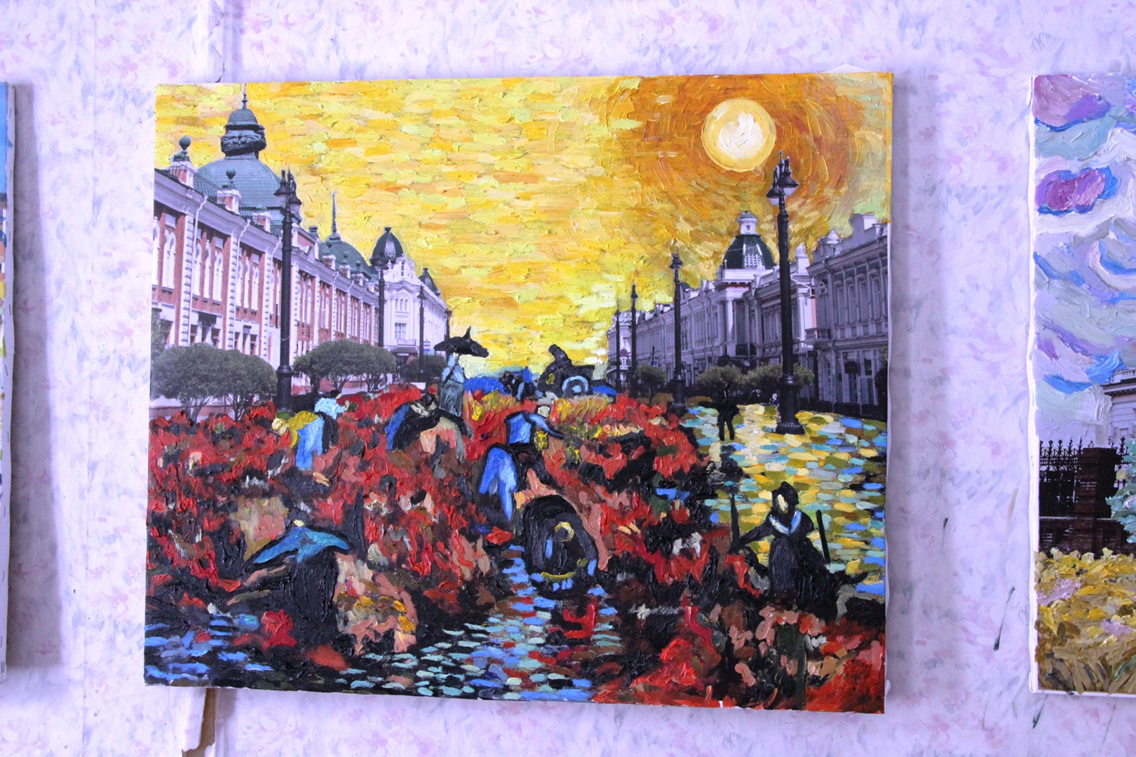 Красные виноградники Любинского проспекта стали одной из двух картин Калистратова, которые попали на сувенирные открытки