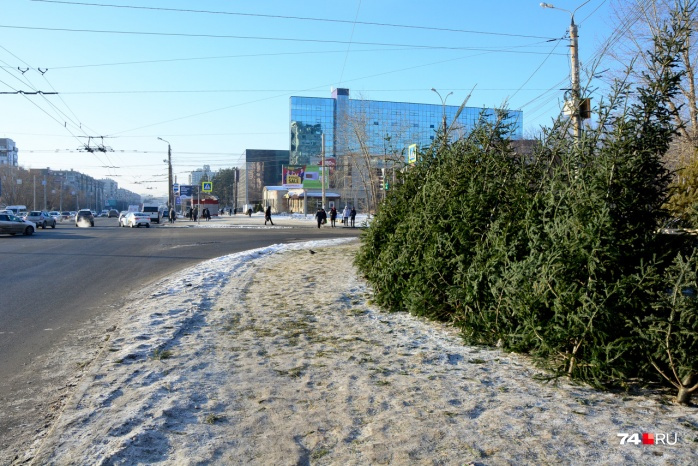 Перекрёсток Комсомольского проспекта и улицы Молдавской