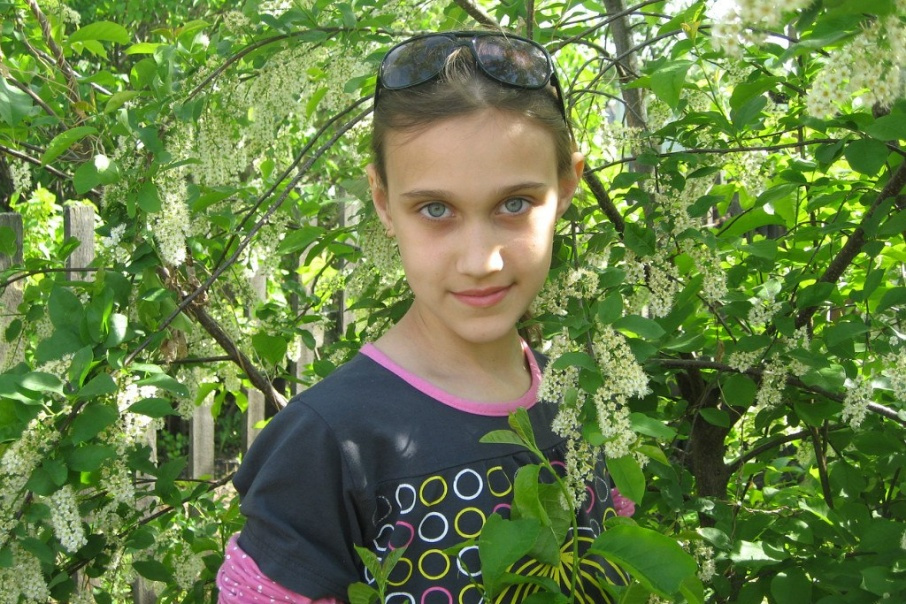 На этой фотографии Ане Анисимовой 12 лет. Снимок сделан незадолго до исчезновения девочки