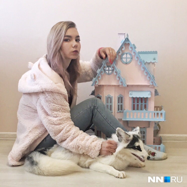Ксения со своим любимым питомцем Ксения со своим любимым питомцем