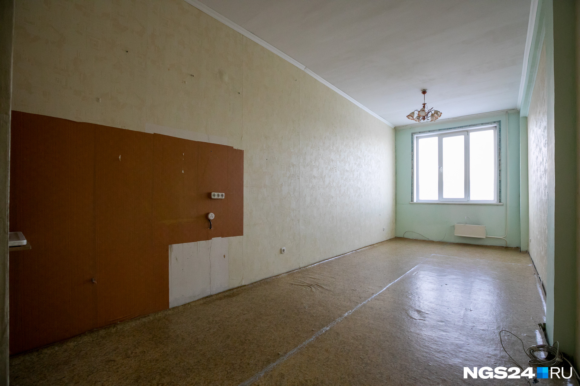 Так выглядит большинство квартир — вытянутые вдоль студии по 28–30 квадратов Так выглядит большинство квартир — вытянутые вдоль студии по 28–30 квадратов