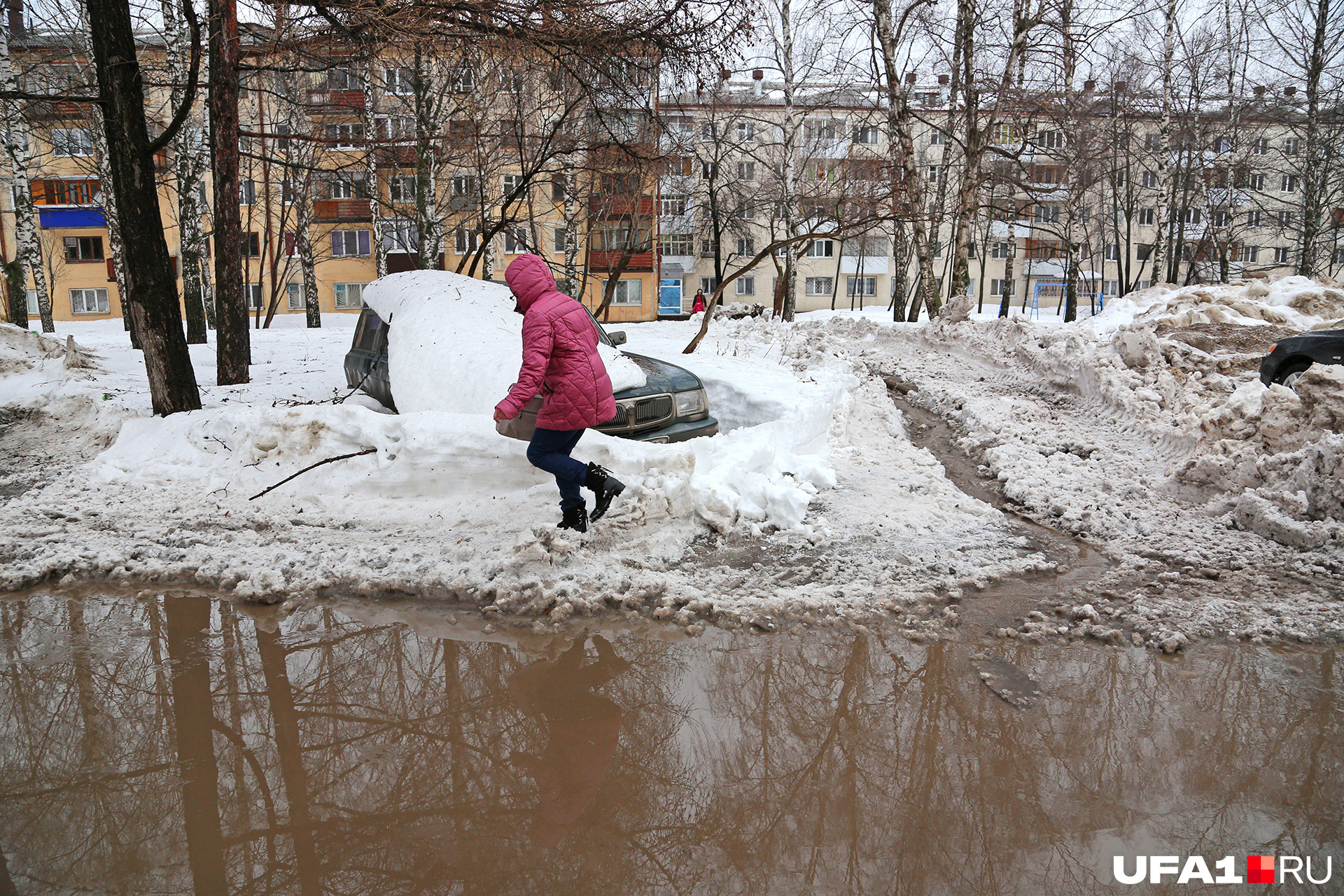 Каша из снега и грязи