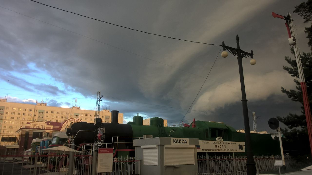 Зловещее облако над Академгородком