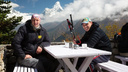 Похоже на мировой рекорд: новосибирцы поднялись в Гималаи ради экстремального погружения в холодное озеро