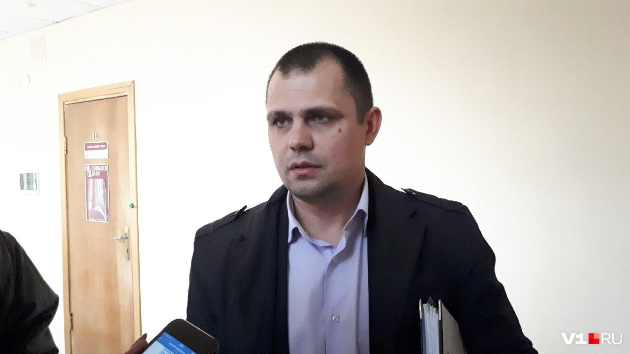 Адвокат Денис Потапов: «Поскольку все переписки на момент беспорядков вели сотрудники ФСБ, он физически не мог быть участником»
