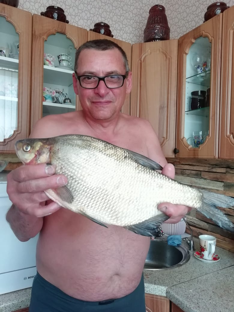 Михаил Акатьев рыбачит уже 45 лет
