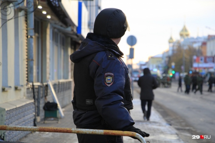 Многие рассуждали, что заставило молодого парня совершить такой страшный поступок. В некоторых предположениях, о чем он думал, представители власти увидели «оправдание терроризма» Многие рассуждали, что заставило молодого парня совершить такой страшный поступок. В некоторых предположениях, о чем он думал, представители власти увидели «оправдание терроризма»