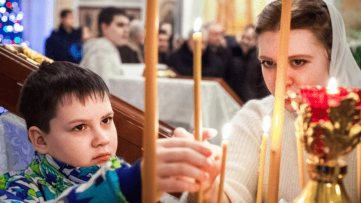 В храмах Челябинска началась подготовка к богослужениям в честь Рождества. Расписание