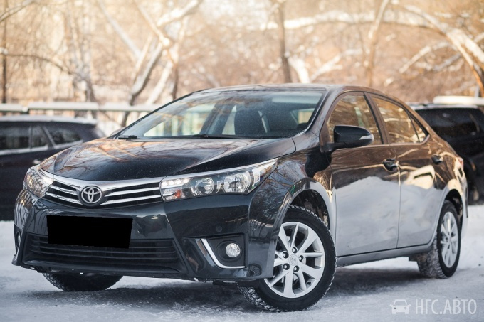 Подобную Toyota Corolla 2013 года продают за 930 тыс. руб. Подобную Toyota Corolla 2013 года продают за 930 тыс. руб.