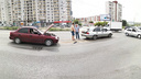 В Волгограде иномарки столкнулись после виража лихача на Kia: видео