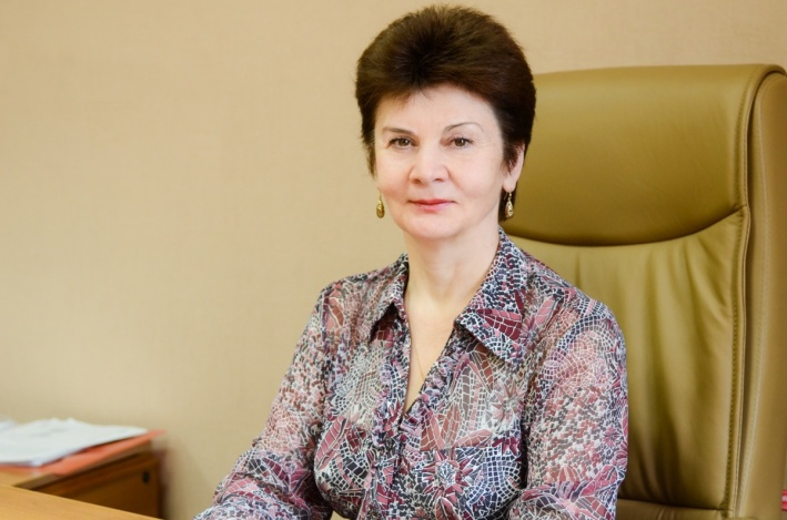 Ректор Южно-Уральского гуманитарно-педагогического университета Татьяна Чумаченко зарабатывает гораздо больше мужа