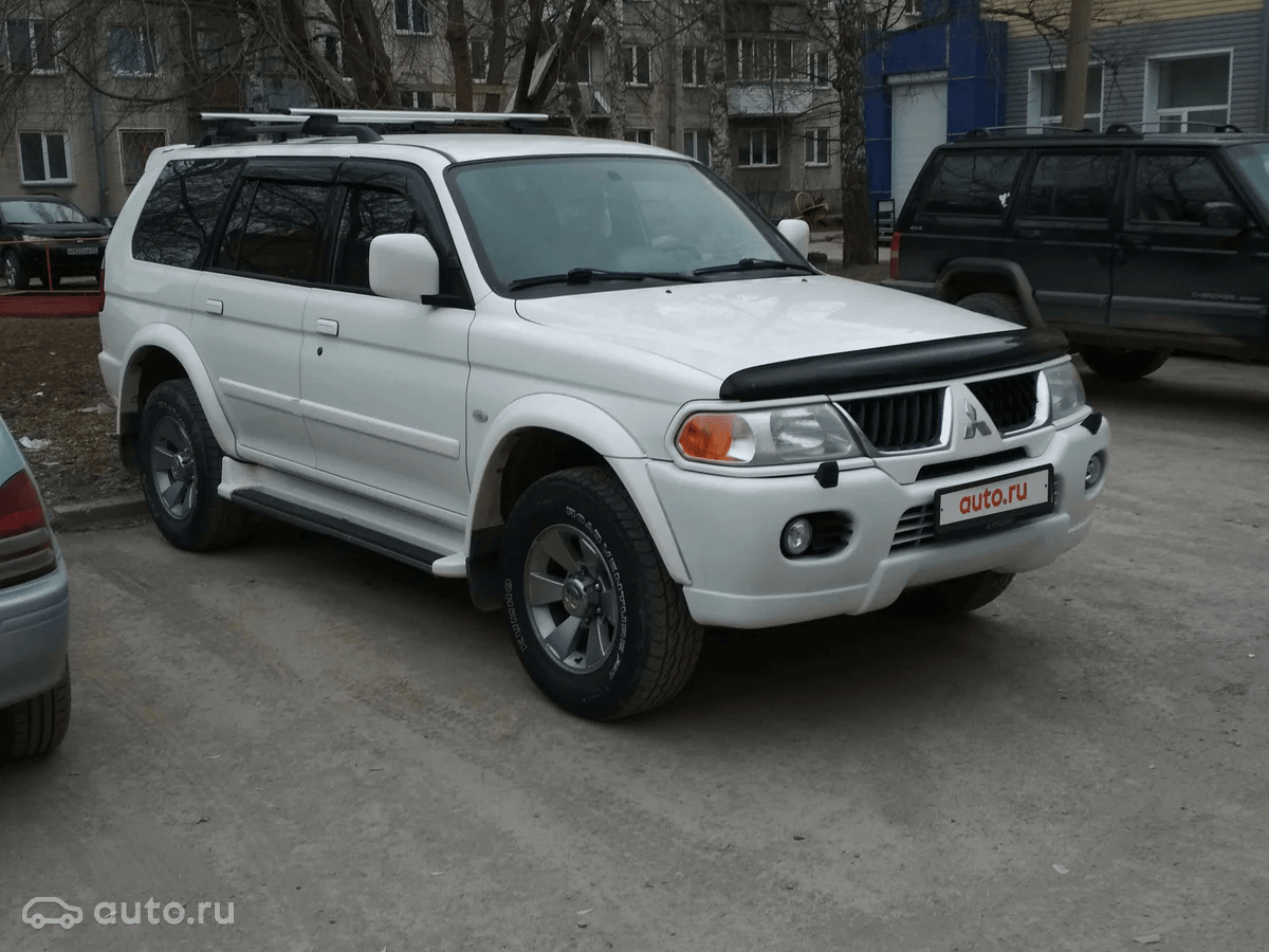 Mitsubishi Pajero Sport Mitsubishi Pajero Sport