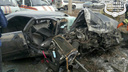Маршрутный автобус превратил «Тойоту» в груду металла после удара на перекрёстке