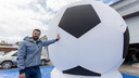 «Родился в бронежилете»: создатель самого большого в мире футбольного мяча попал в аварию в Крыму