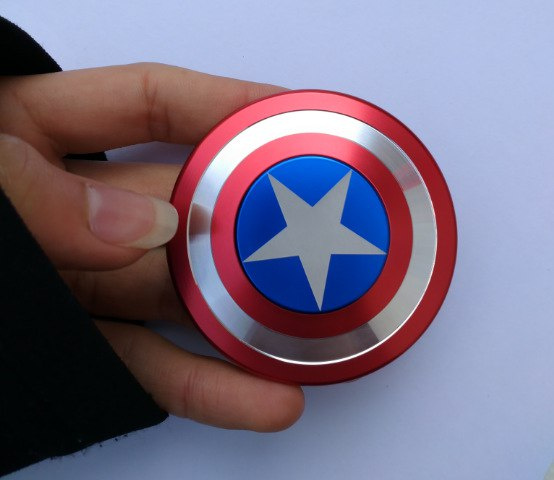 Спиннер без лепестков, в виде щита Капитана Америка — героя американских комиксов