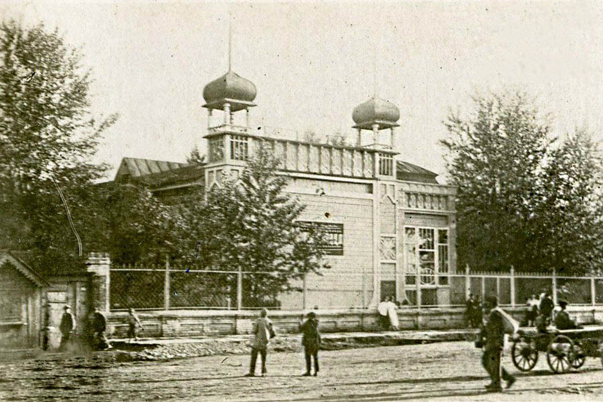 Вновь отстроенное здание скоро станет кинотеатром «Луч» Вновь отстроенное здание скоро станет кинотеатром «Луч»