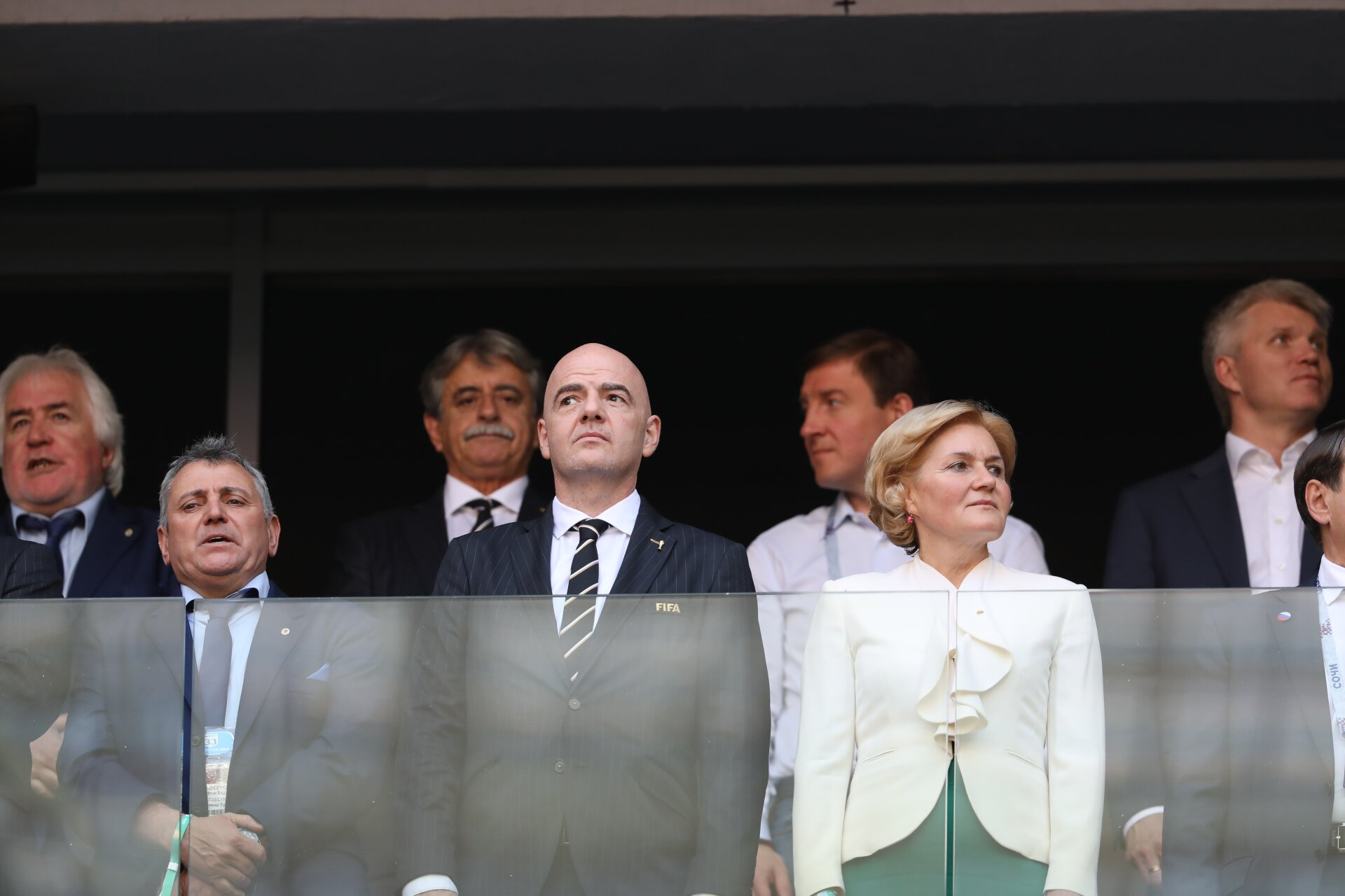 В центре — президент FIFA Джанни Инфантино