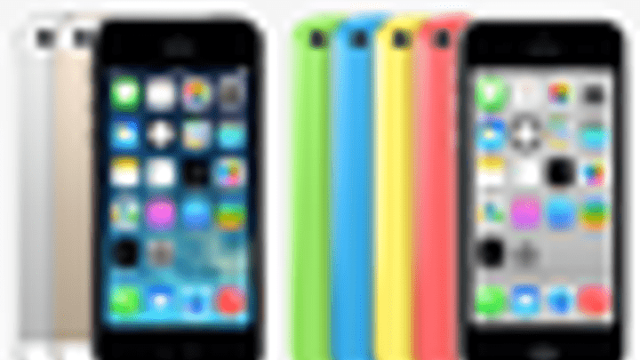 Две самые ожидаемые новинки от Apple - смартфоны iPhone 5S и 5С