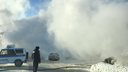 «Горит беляшная!»: Мочищенское шоссе заволокло дымом