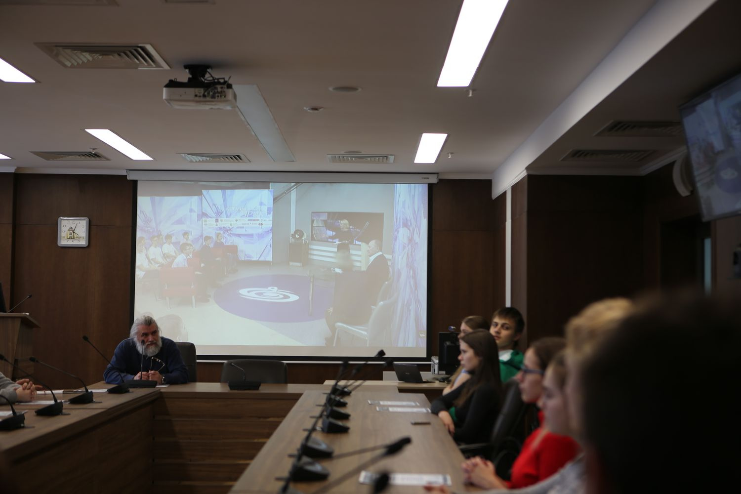 Новосибирские школьники впервые приняли участие в «Космическом уроке»