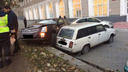 Пассажирку «Кадиллака» увезли на «cкорой» после серьезного ДТП в Заельцовском районе