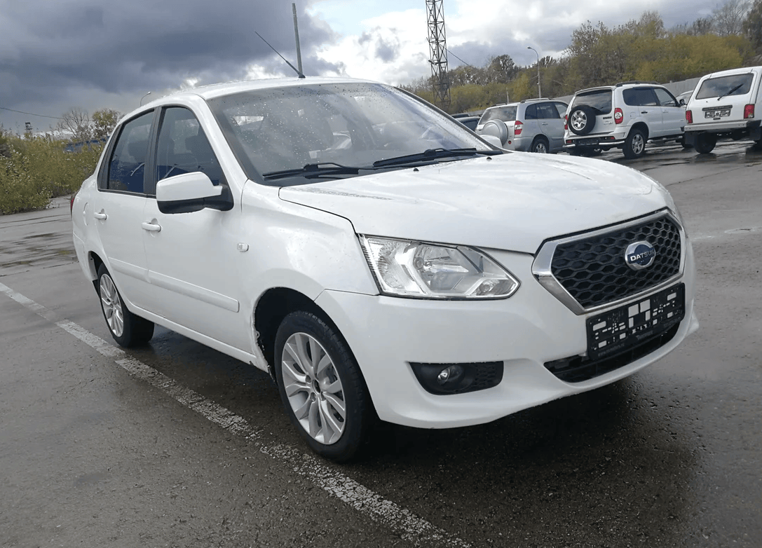 Datsun on-DO копирует отечественную «Ладу Гранту» Datsun on-DO копирует отечественную «Ладу Гранту»