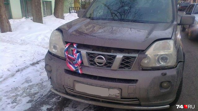 После незначительного ДТП казалось, что ущерб этому Nissan составляет 50–70 тысяч рублей, но через три года после происшествия виновник, взявший на себя ответственность по легкомыслию, получил иск от страховой, где ущерб был оценен в 253 тысячи рублей После незначительного ДТП казалось, что ущерб этому Nissan составляет 50–70 тысяч рублей, но через три года после происшествия виновник, взявший на себя ответственность по легкомыслию, получил иск от страховой, где ущерб был оценен в 253 тысячи рублей