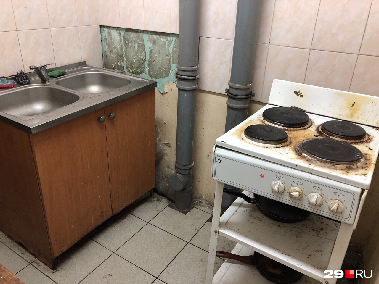 Здесь студенты готовят в 3-й общаге Здесь студенты готовят в 3-й общаге