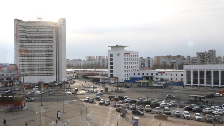 Выделенная полоса для автобусов и маршруток появилась у Московского вокзала в Нижнем Новгороде