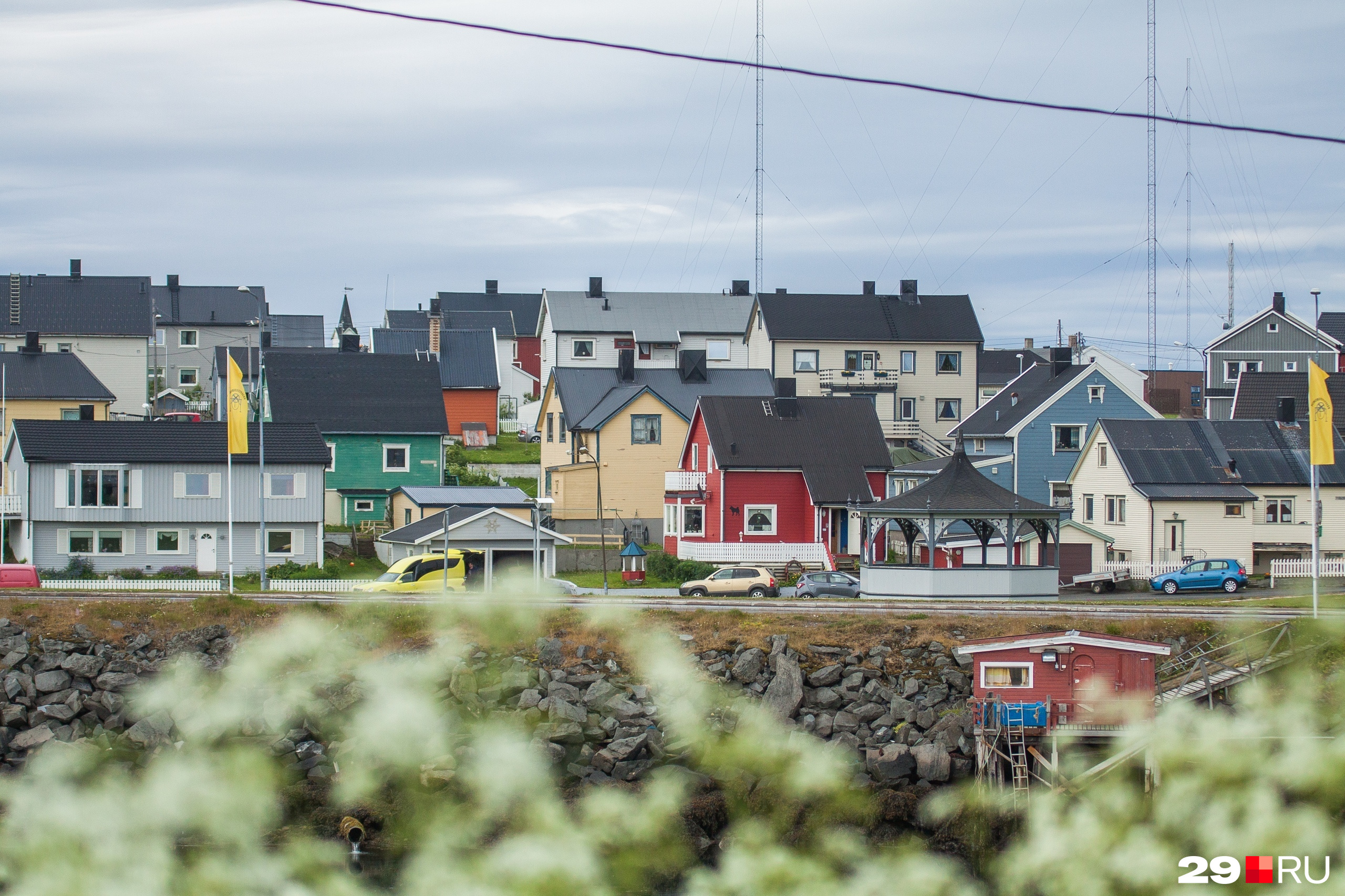 Вардё — тихий норвежский городок, который просыпается и даже шумит с приездом «Сборной Тайболы» на Поморский фестиваль