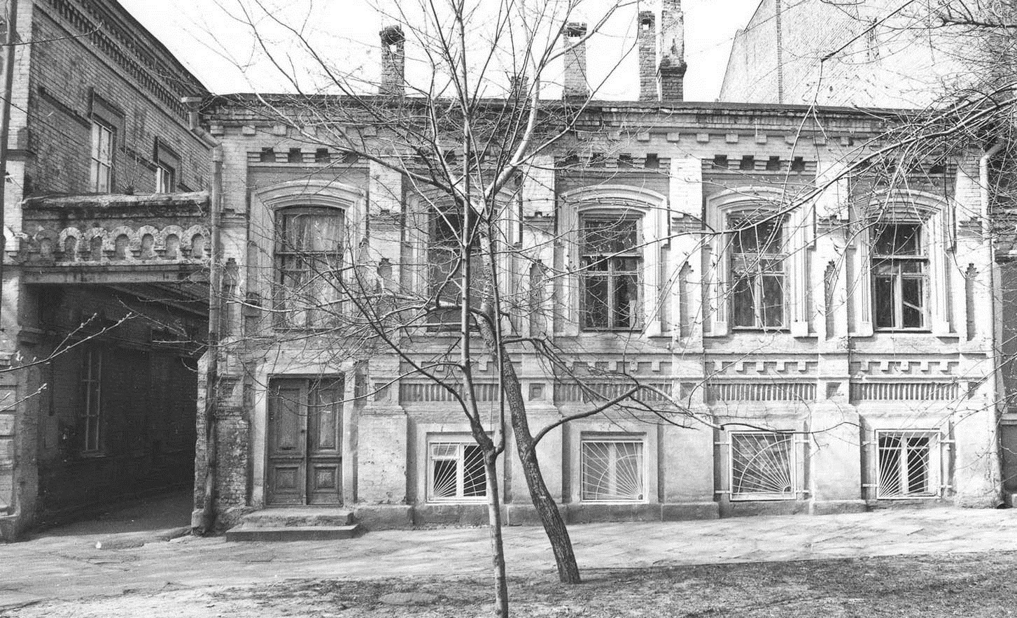 Дом Ворожеина в 1990-х Дом Ворожеина в 1990-х