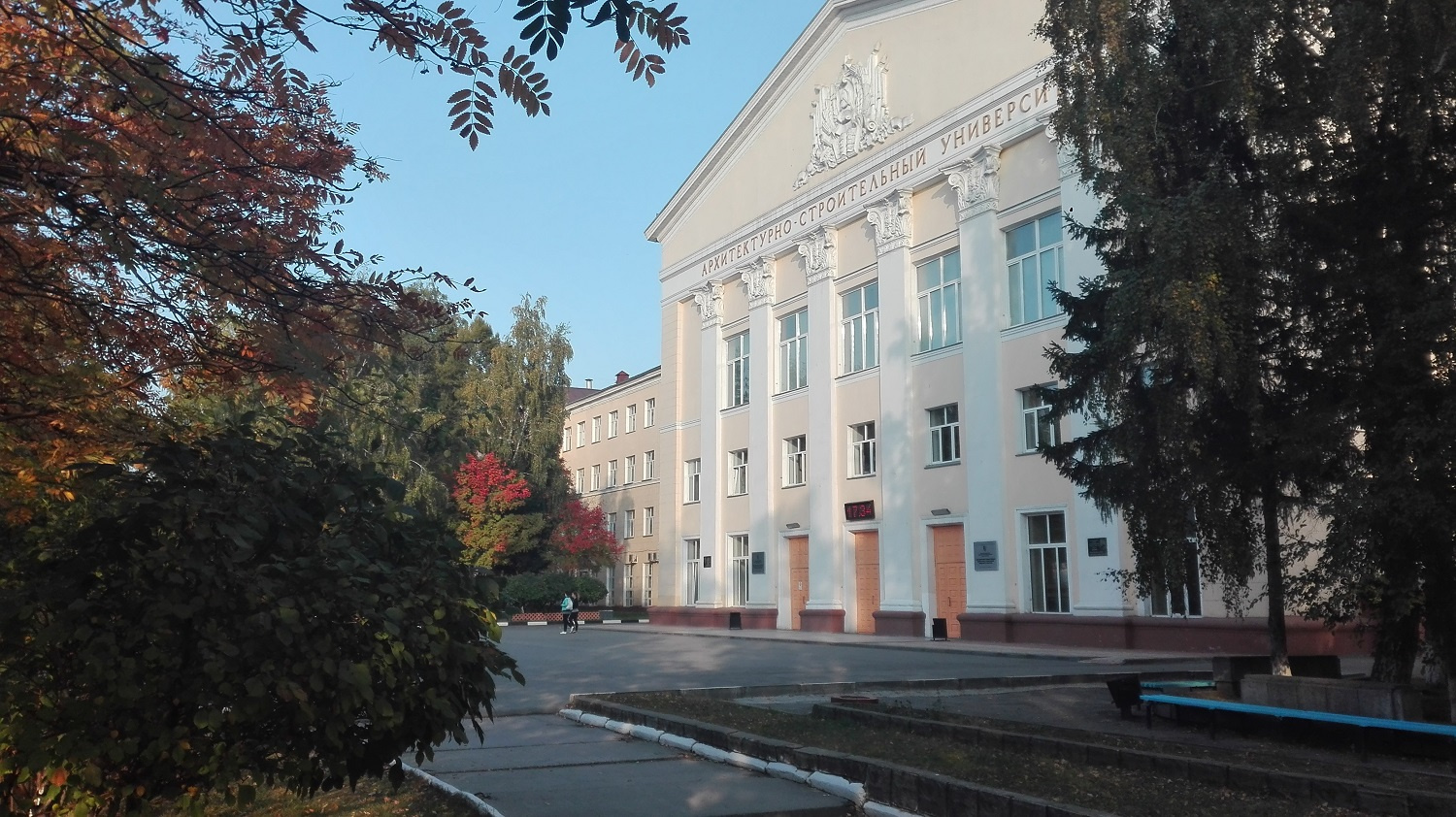 Сайт строительного университета нижний. Архитектурно-строительный университет Новосибирск. Новосибирский архитектурно-строительный университет Сибстрин НГАСУ. Сибстрин главный корпус.