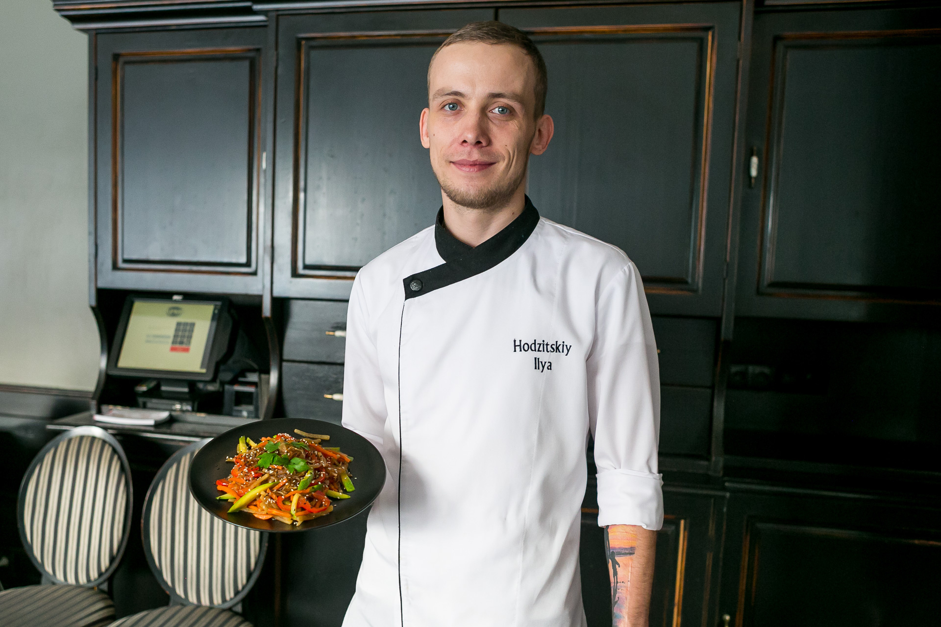 Шеф-повар александр белькович. Санфиров шеф повар 3. Шеф-повар александр белькович. Виктор петрович баринов шеф-повар. Александр белькович стс шоу.