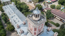 «Они еще вернутся»: в Волгограде после капитального ремонта растрескались колонны на башне Масляева