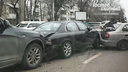 В Ростове на Стачки столкнулись семь автомобилей