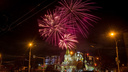 Как небо над Новосибирском разрывалось от фейерверков в новогоднюю ночь: лучшие фото и видео