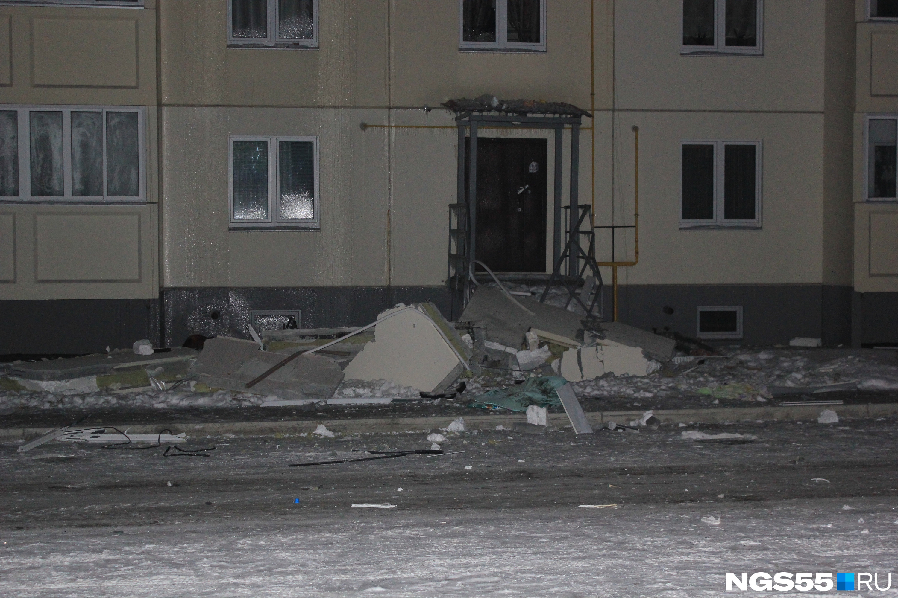 Взрывом в квартире вынесло стены