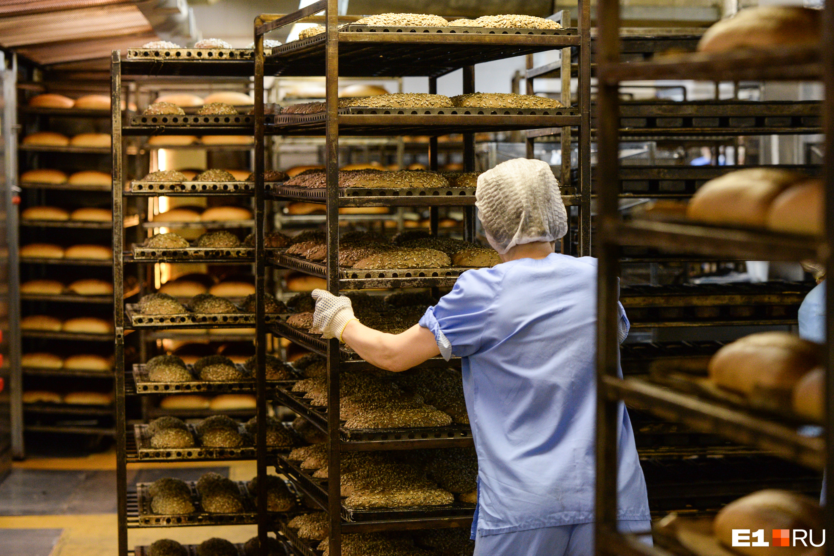 Выдерживать два дня хлеб на производстве никто не станет — это уже ваша ответственность
