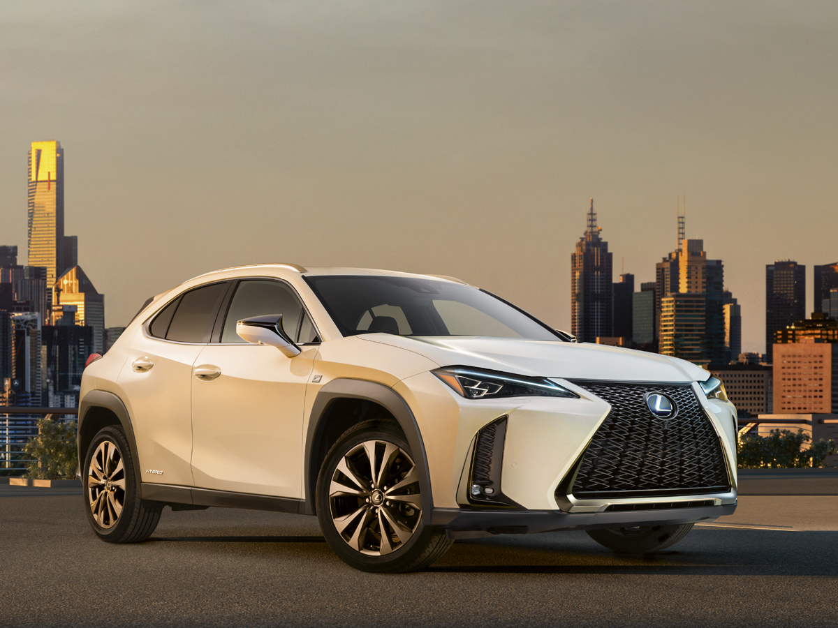 Lexus представил новый дешёвый мини-кроссовер UX - 27 февраля 2018 - НГС