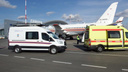 Сотрудники МЧС эвакуировали из Самары на самолете тяжелобольного ребенка
