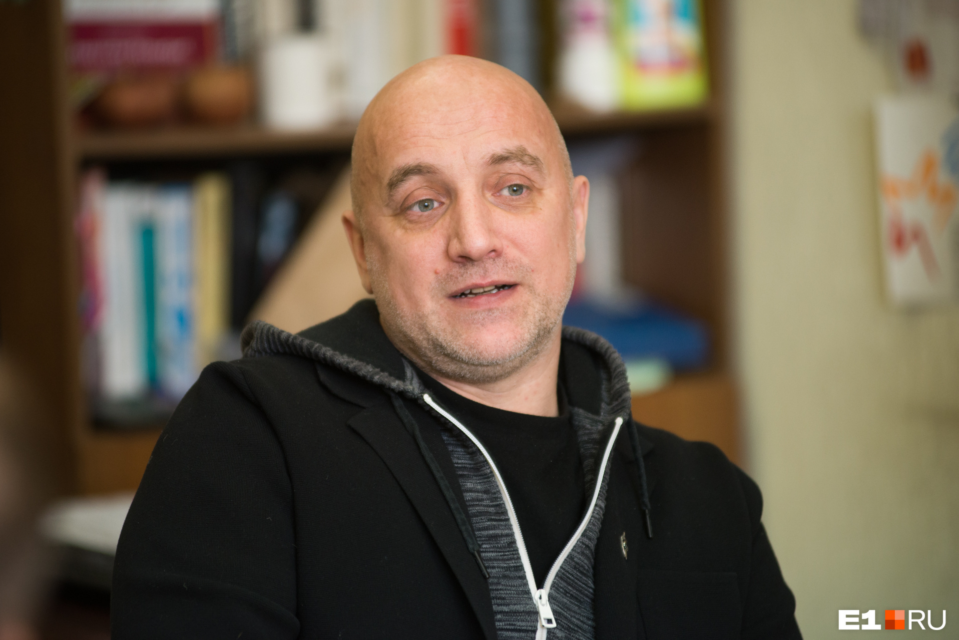 Захар Прилепин уверяет, что никогда не получал деньги от Кремля