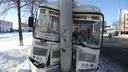 Пострадали двое: в Челябинске произошла авария с участием маршрутки