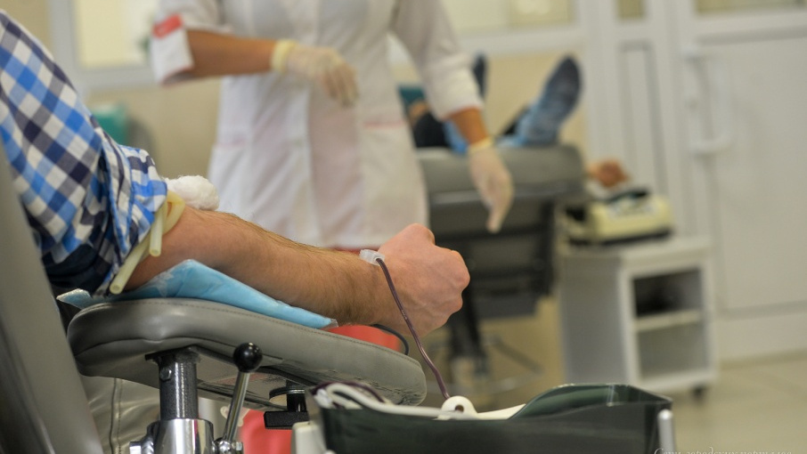 Как стать донором крови: простая инструкция для великого дела