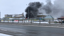 На рынке под Новосибирском случился крупный пожар: пострадала женщина