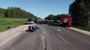 Опасный обгон: три человека погибли в лобовом столкновении с грузовиком на трассе