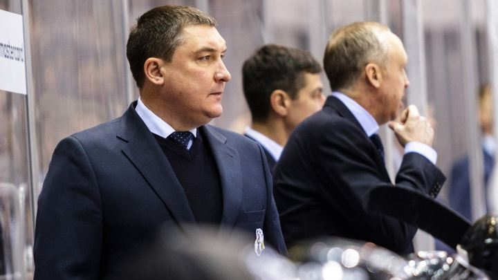 Сначала «Авангард», теперь СКА: СМИ отправили главного тренера «Трактора» в Петербург