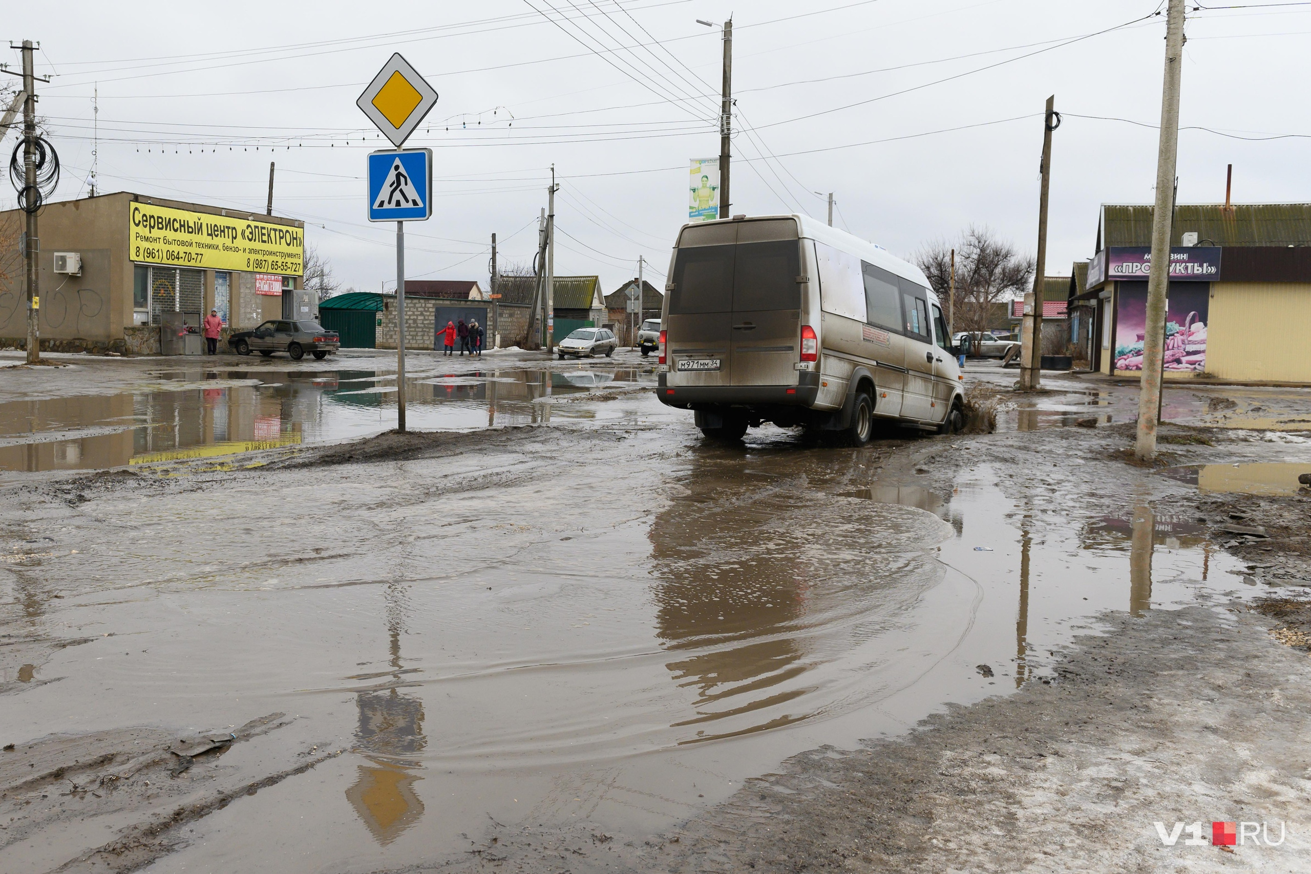 Жители Краснослободска собирают подписи в прокуратуру из-за разбитых дорог  - 1 марта 2019 - v1.ru